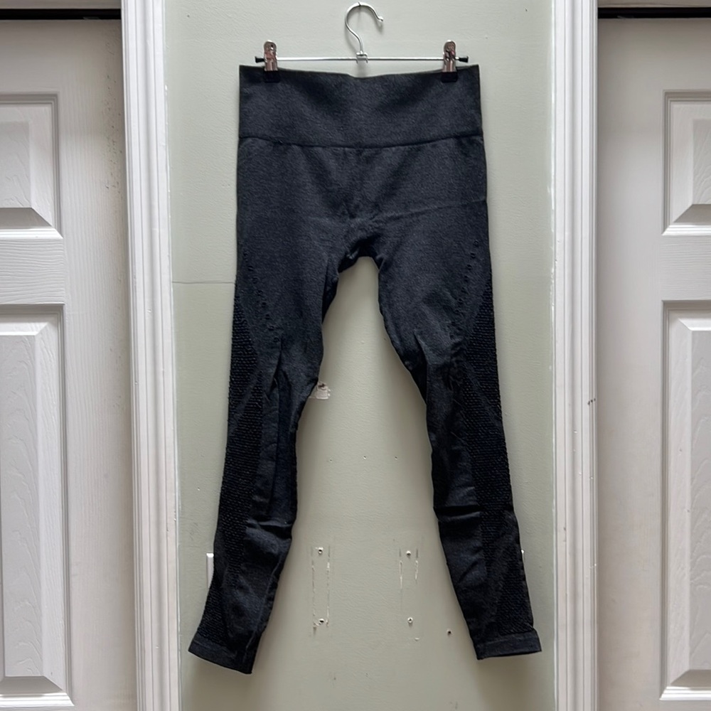 Breathable Gray Leggings